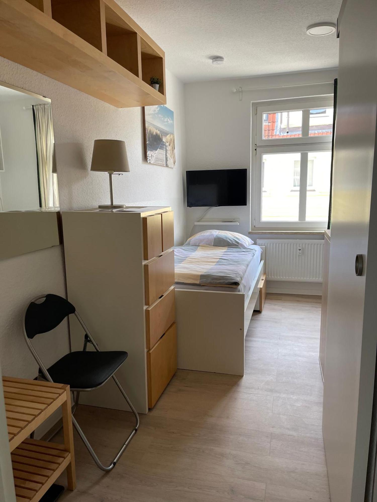 kleines Appartement am Schlossparkcenter Schwerin  Exterior foto