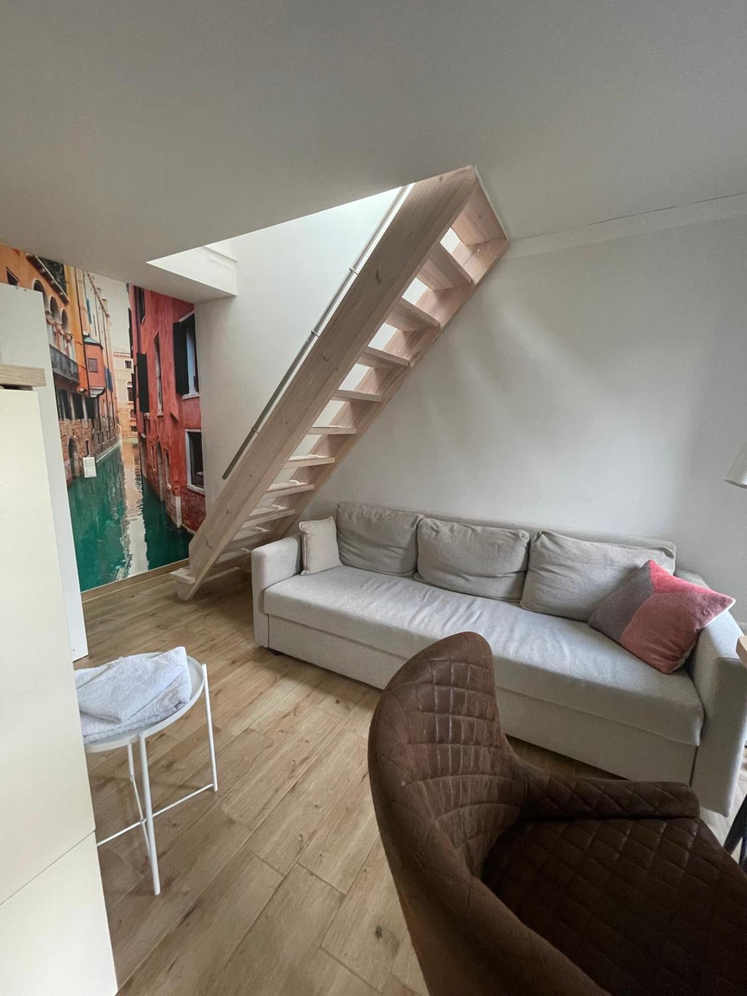 kleines Appartement am Schlossparkcenter Schwerin  Exterior foto