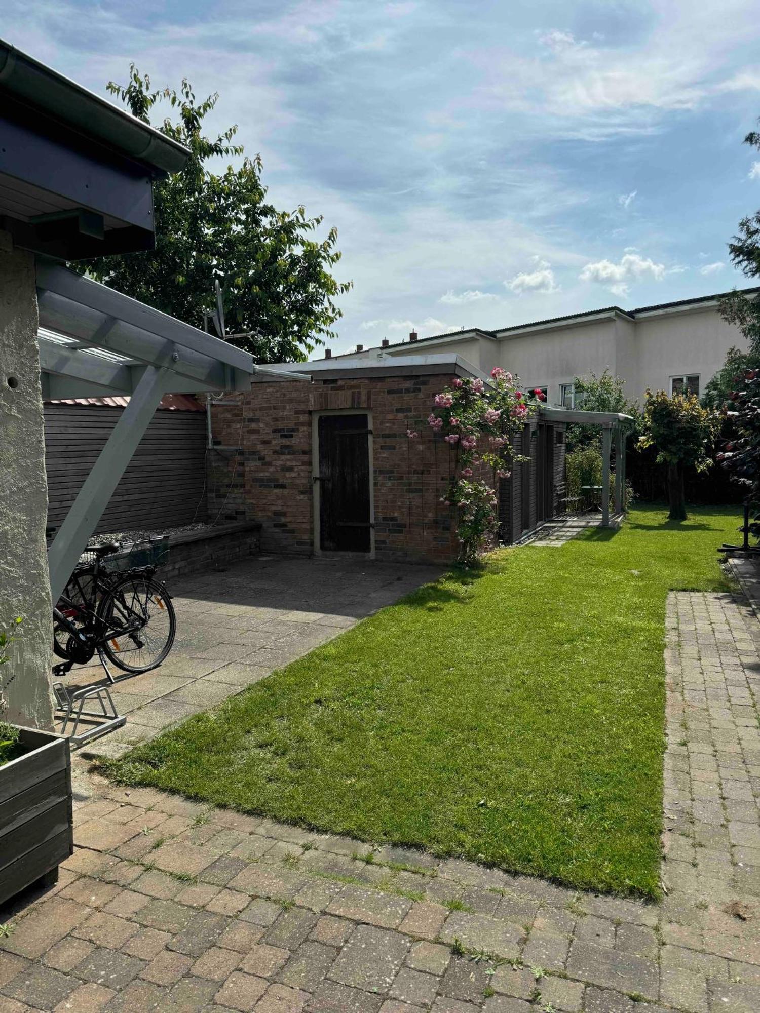 kleines Appartement am Schlossparkcenter Schwerin  Exterior foto