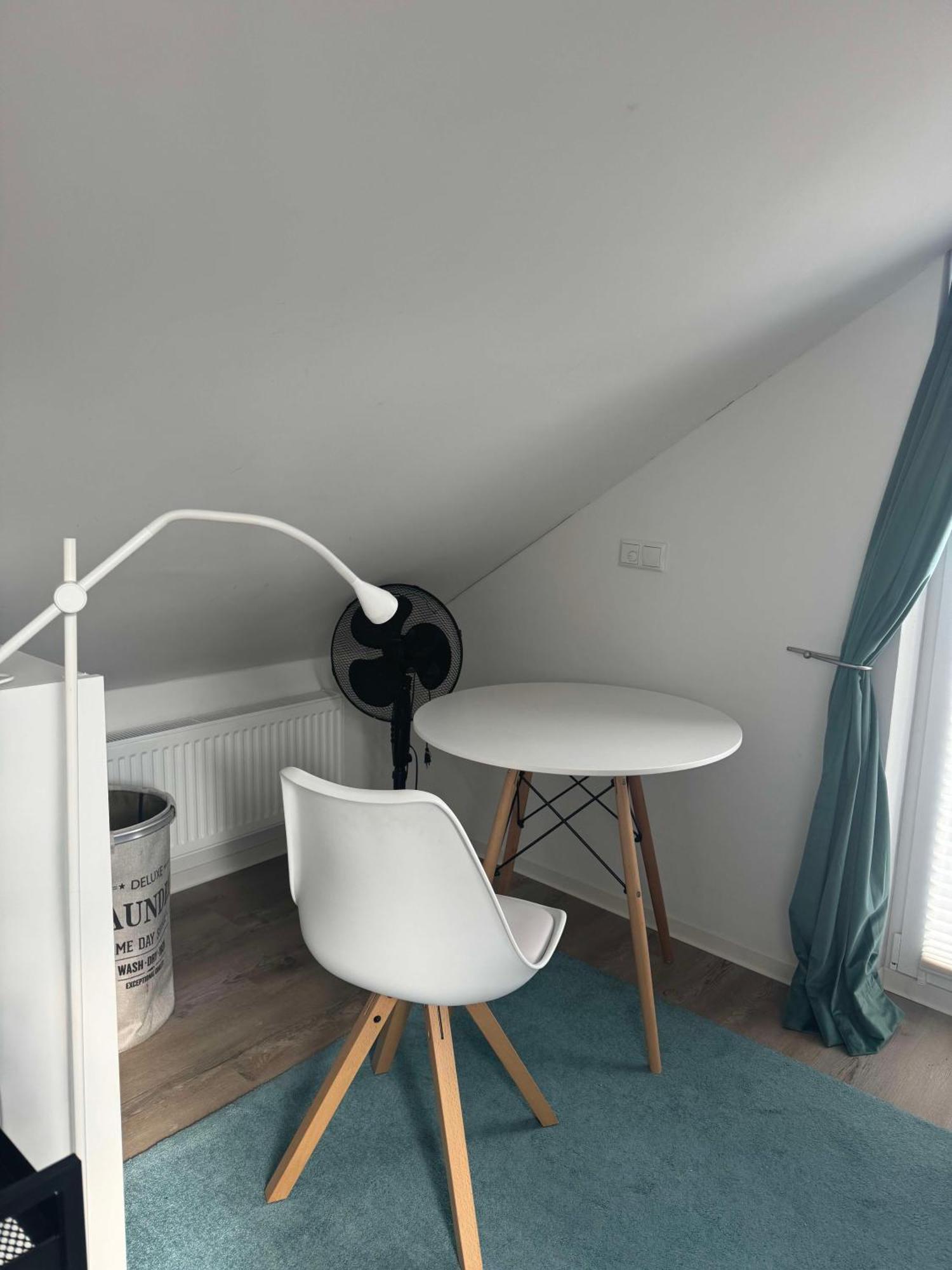 kleines Appartement am Schlossparkcenter Schwerin  Zimmer foto